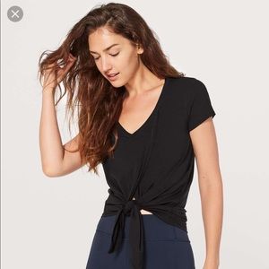 Lululemon Knot A Problem Tee